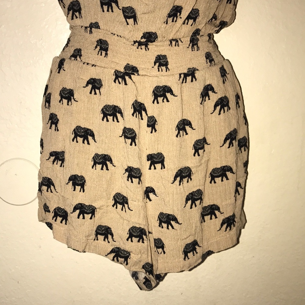 Romper - Picture 3 of 5